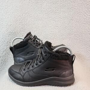 Skechers Women's 7.5 Ultra Flex 2.0-Casual Mix Fashion Boot